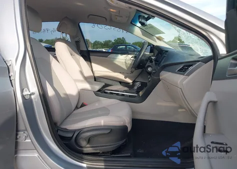 2016 Hyundai Sonata Se from USA, damaged, VIN 5NPE24AF4GH275412